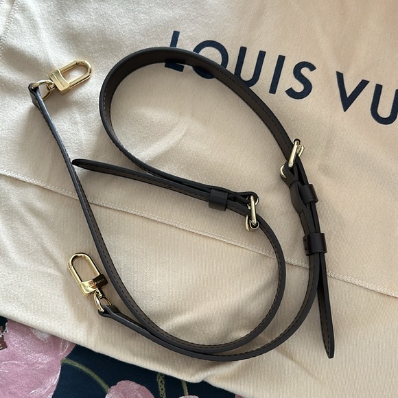 Louis Vuitton Speedy Bandouliere 30 - Picture 8 of 16